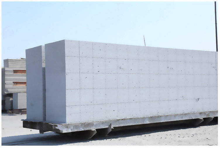 常德加气块 加气砌块 轻质砖气孔结构及其影响因素